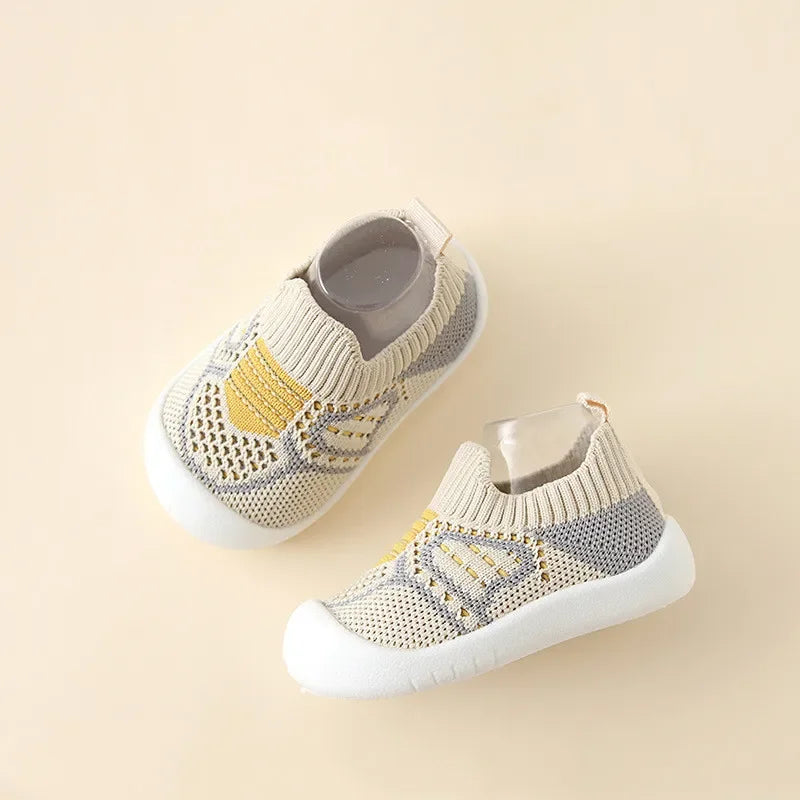 Zapatos para Bebé Antideslizantes Transpirables Calcetines para Suelo de Cuna con Suela de Goma para Niños Niñas Mallas Zapatos Zapatillas de Suela Suave