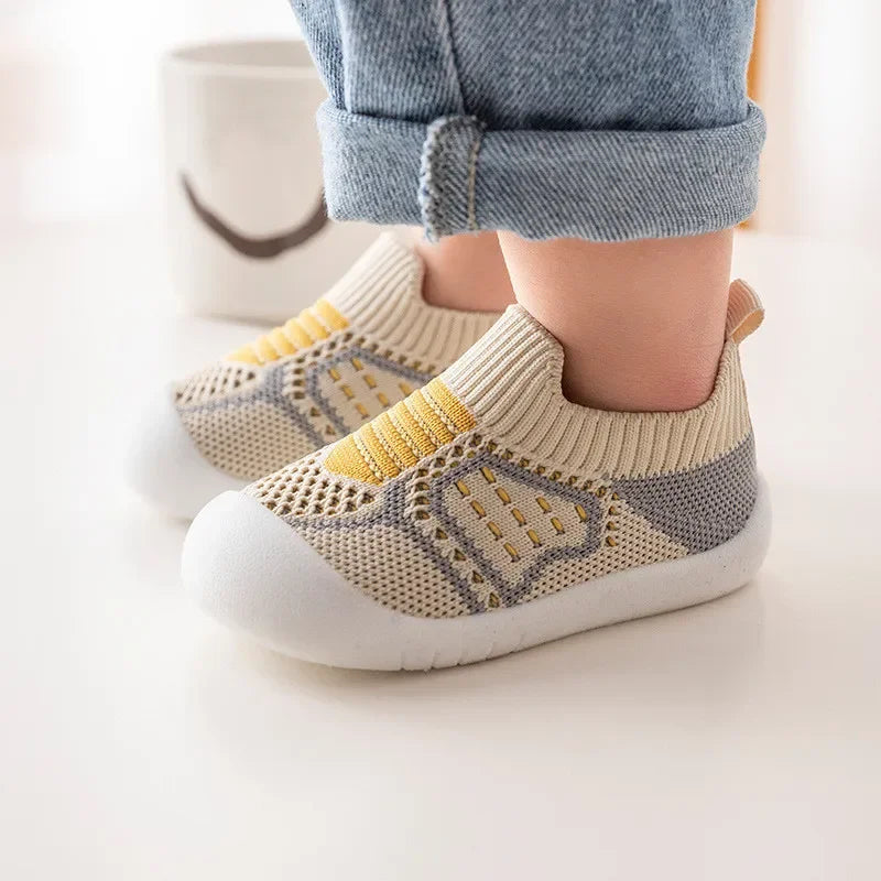 Zapatos para Bebé Antideslizantes Transpirables Calcetines para Suelo de Cuna con Suela de Goma para Niños Niñas Mallas Zapatos Zapatillas de Suela Suave