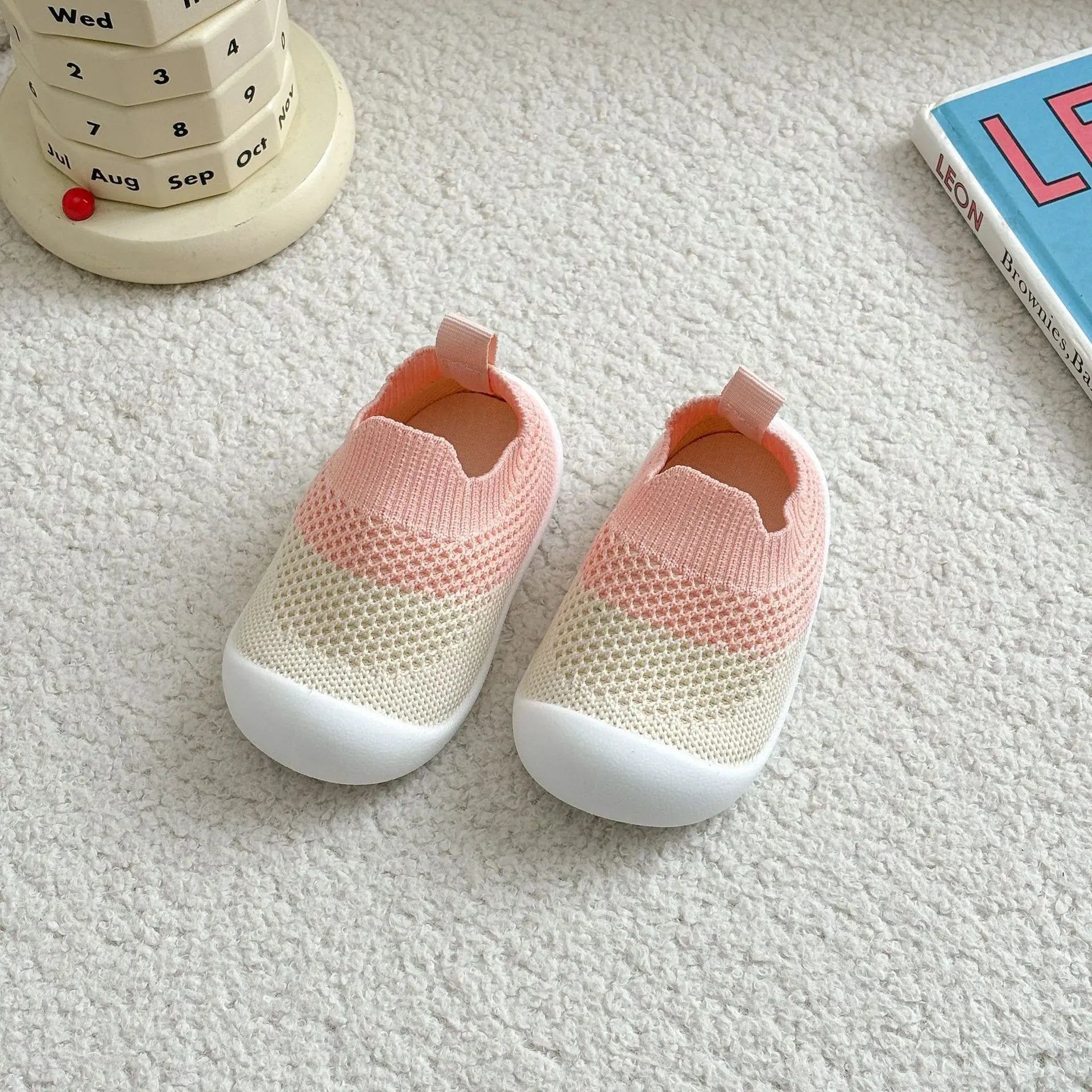 Zapatos para Bebé Antideslizantes Transpirables Calcetines para Suelo de Cuna con Suela de Goma para Niños Niñas Mallas Zapatos Zapatillas de Suela Suave